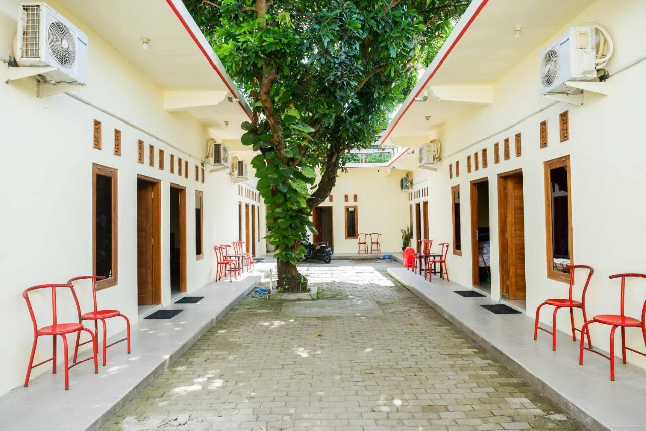 Reddoorz @ Umbul Ponggok Waterpark Klaten Dış mekan fotoğraf